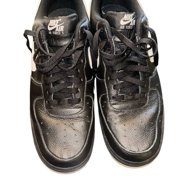 Nike Air Force 1 Low size men’s 10.5 Sneaker Black White gum sole - Picture 5 of 7